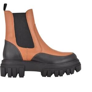 Marc Fisher Morgan Leather Lug Sole Moto Combat Ankle Chelsea Boots Size 9.5M